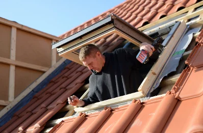 Pose de fenêtres de toit Velux à Sommerance